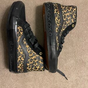 Vans- Sk8 Hi Decon  Cher Strauberry Cheetah Print Women’s 7